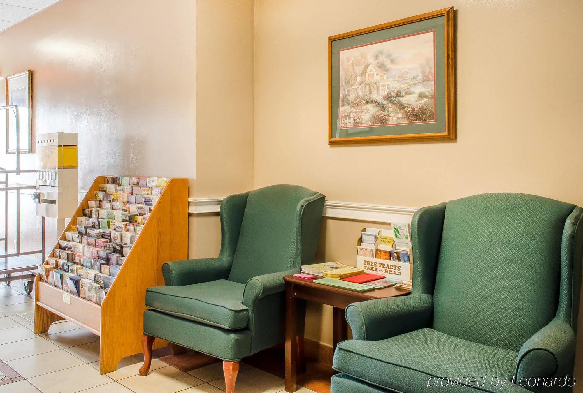 Econo Lodge Inn & Suites Denver Eksteriør billede