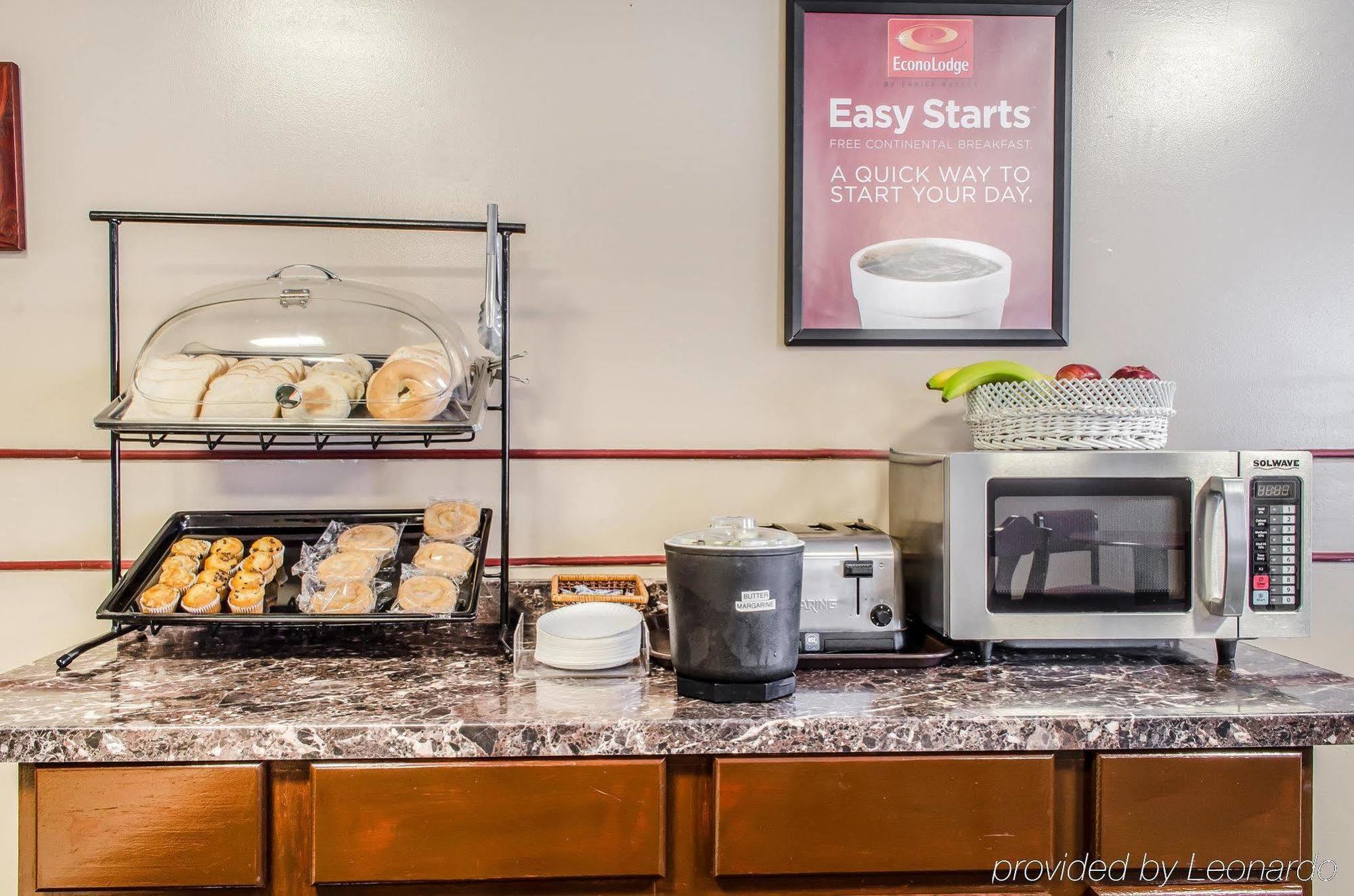 Econo Lodge Inn & Suites Denver Eksteriør billede