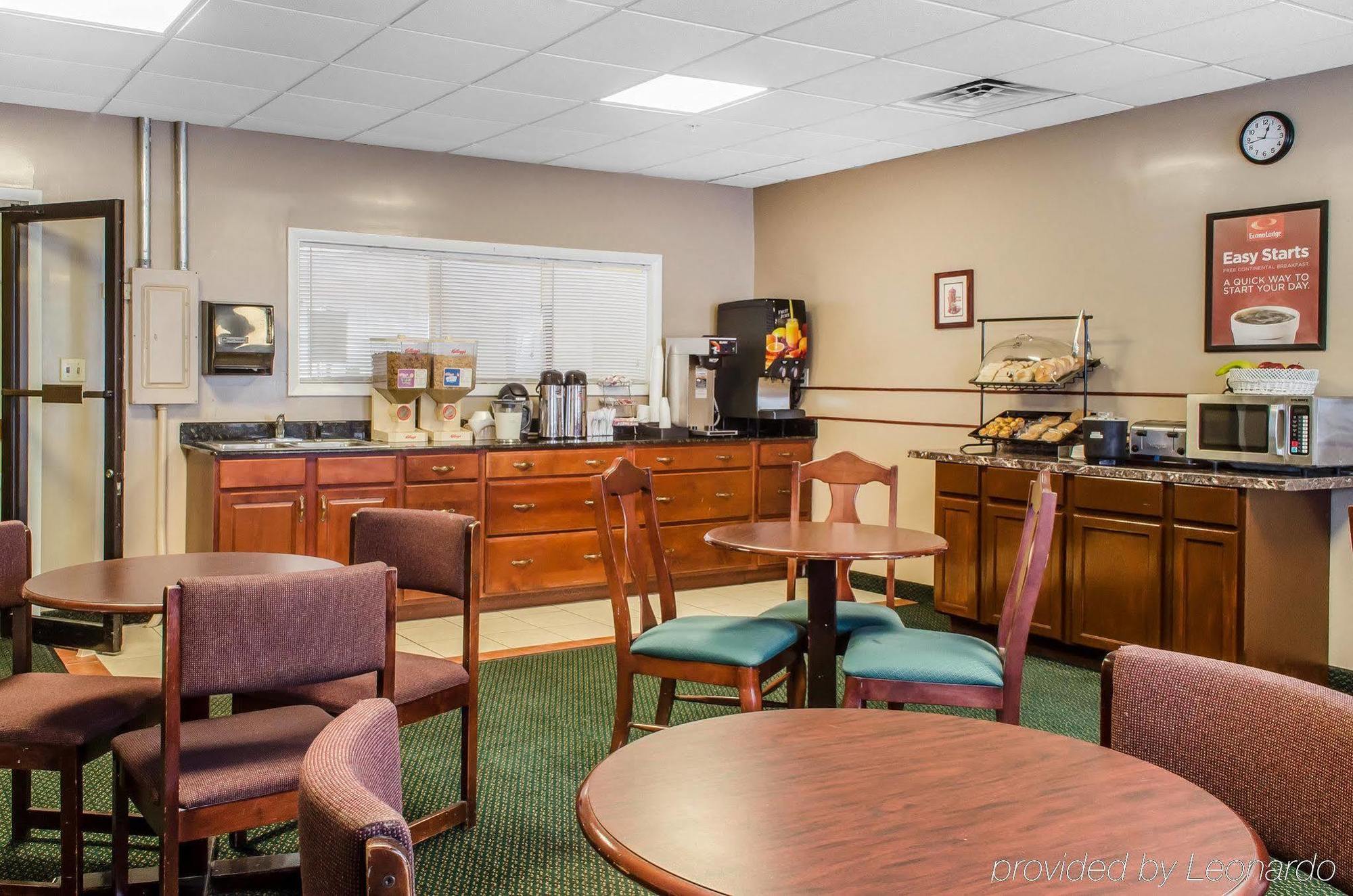Econo Lodge Inn & Suites Denver Eksteriør billede