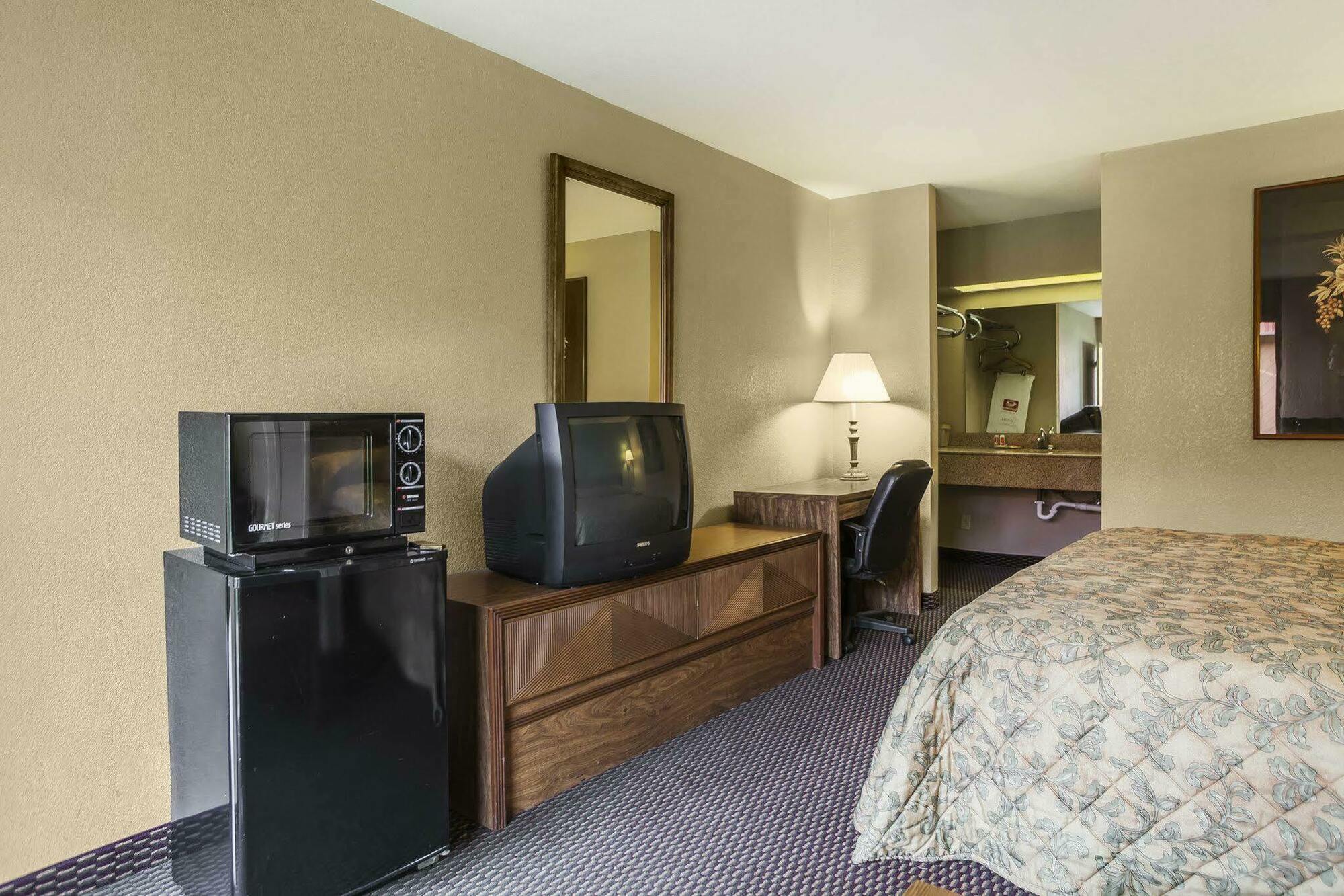 Econo Lodge Inn & Suites Denver Eksteriør billede